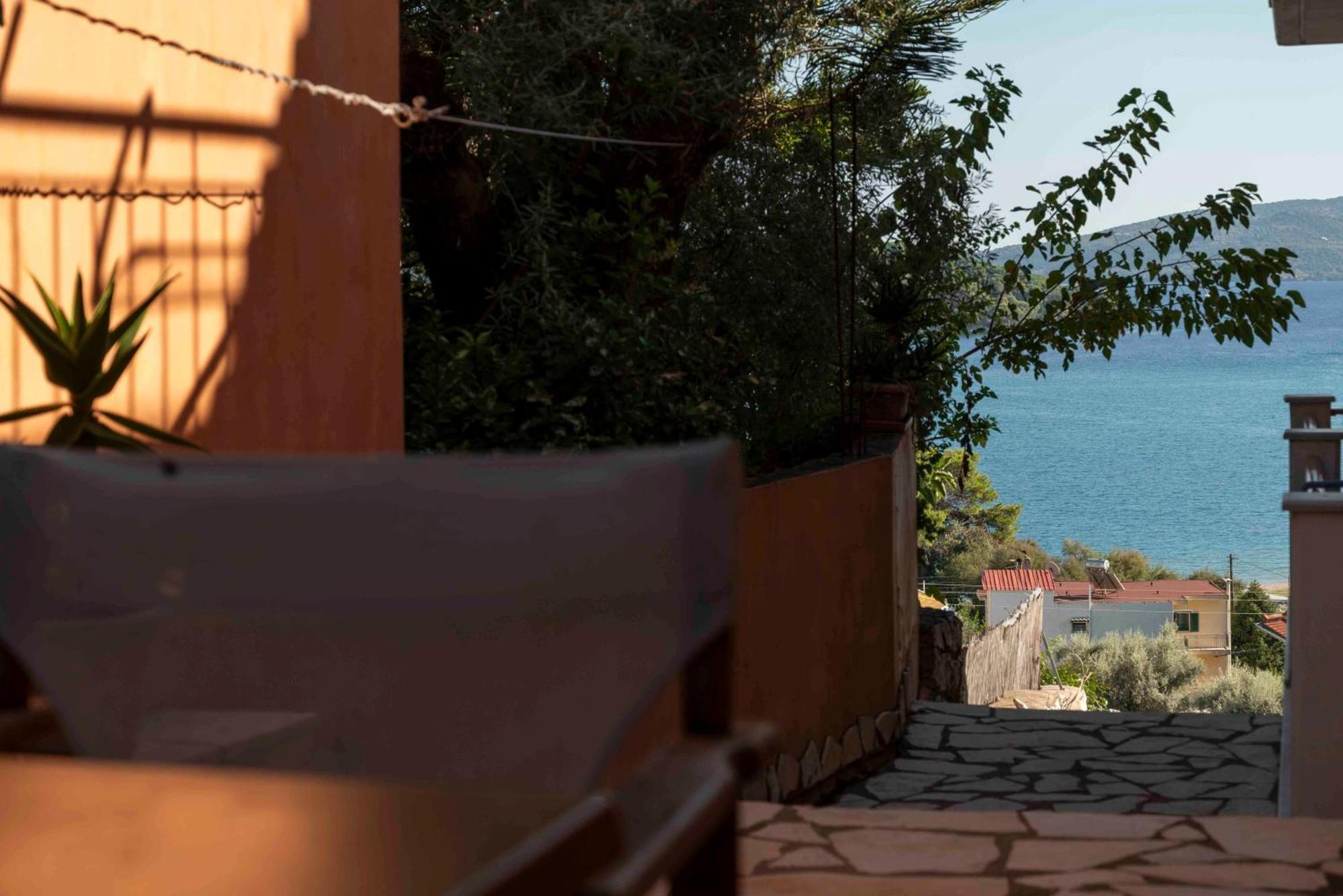 San Lazzaro Lejlighedshotel Nydri  Eksteriør billede