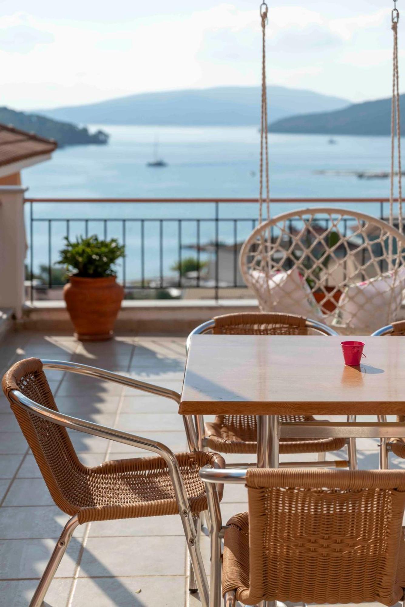 San Lazzaro Lejlighedshotel Nydri  Eksteriør billede