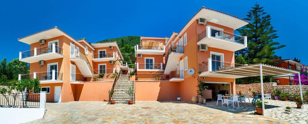 San Lazzaro Lejlighedshotel Nydri  Eksteriør billede