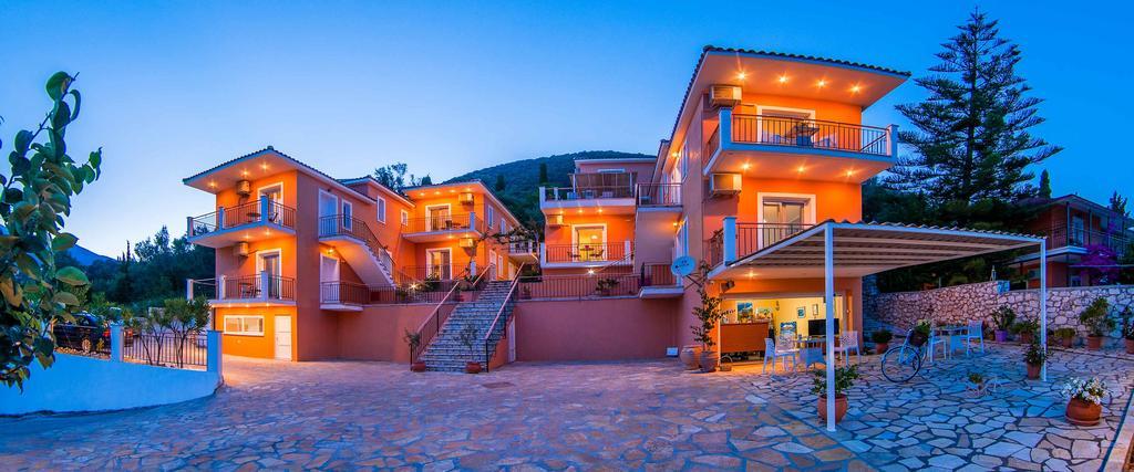 San Lazzaro Lejlighedshotel Nydri  Eksteriør billede
